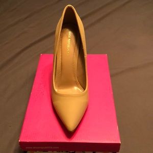 New Nude pointed toe Stilettos Pump Heels